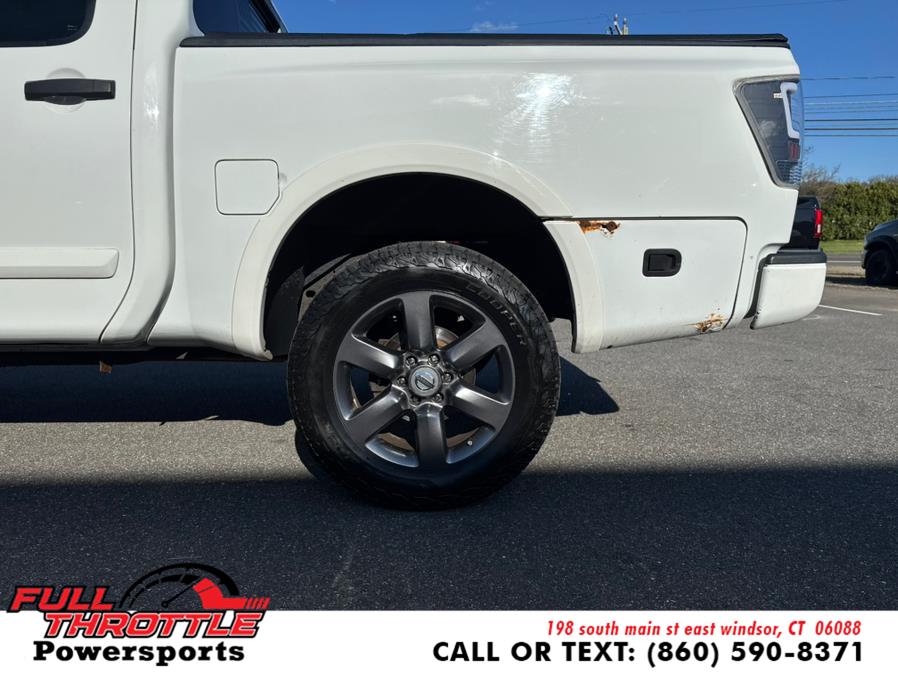 2012 Nissan Titan S photo