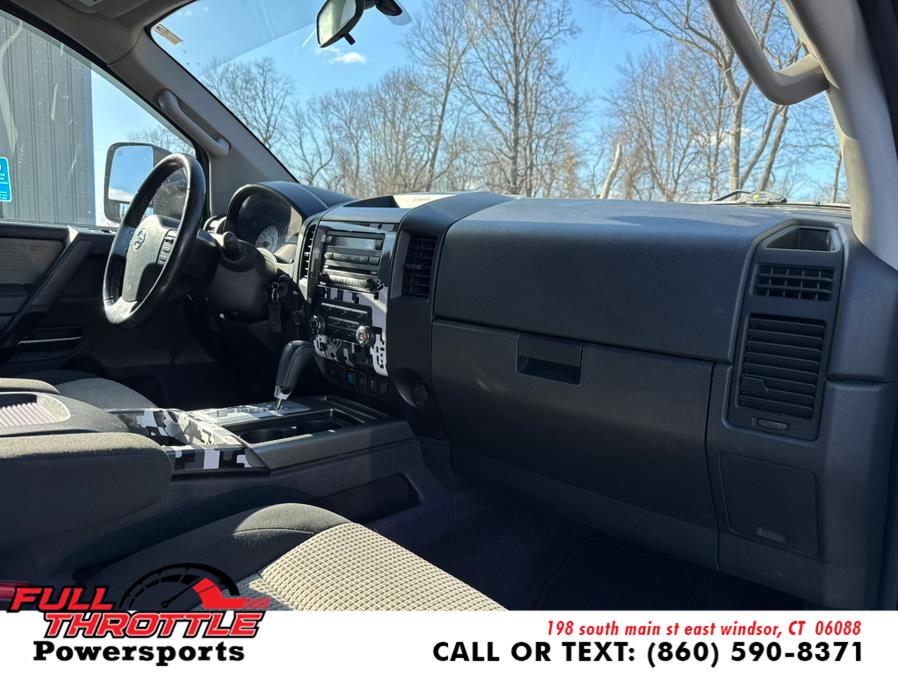 2012 Nissan Titan S photo