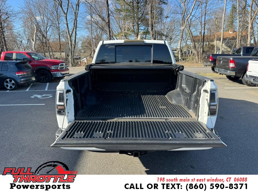 2012 Nissan Titan S photo