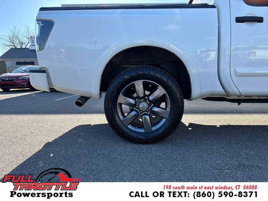 2012 Nissan Titan S photo
