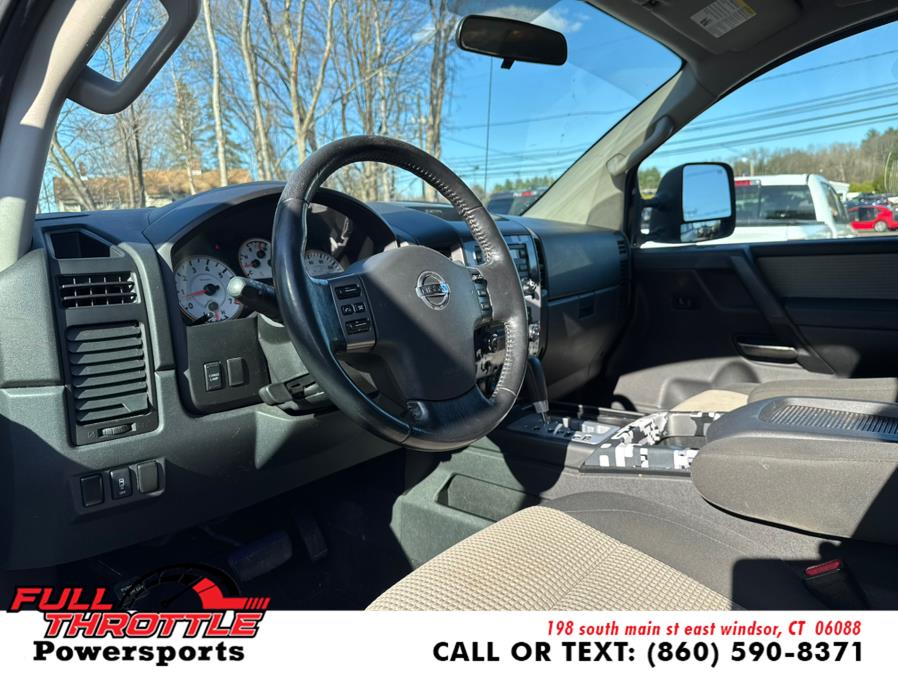 2012 Nissan Titan S photo