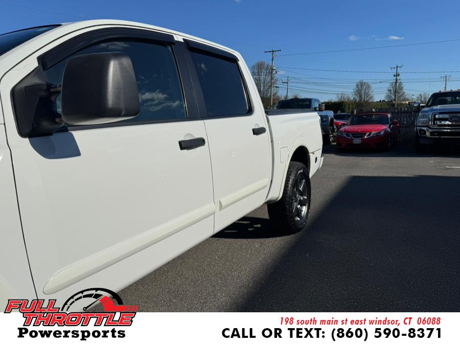2012 Nissan Titan S photo