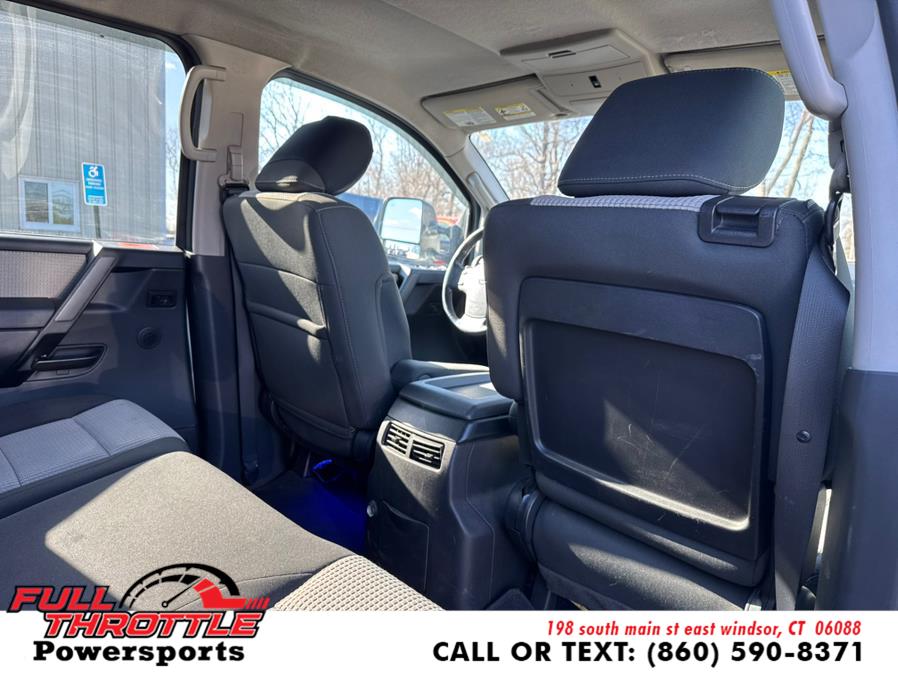 2012 Nissan Titan S photo
