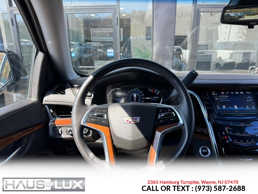 2017 Cadillac Escalade 4WD 4dr Premium Luxury photo