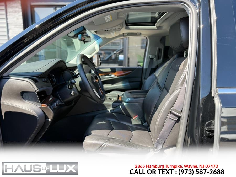 2017 Cadillac Escalade 4WD 4dr Premium Luxury photo