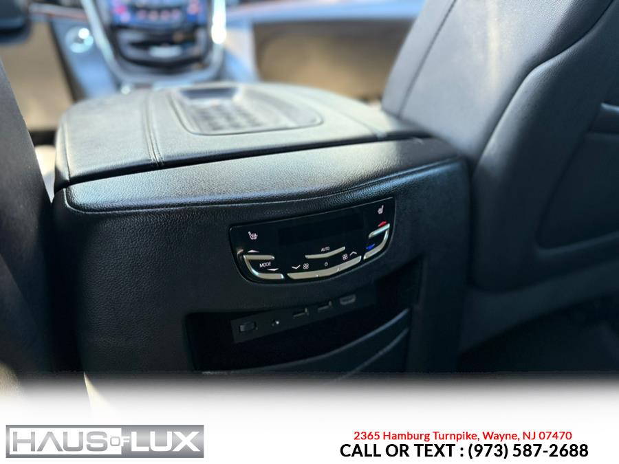 2017 Cadillac Escalade 4WD 4dr Premium Luxury photo