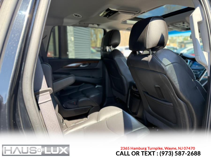 2017 Cadillac Escalade 4WD 4dr Premium Luxury photo