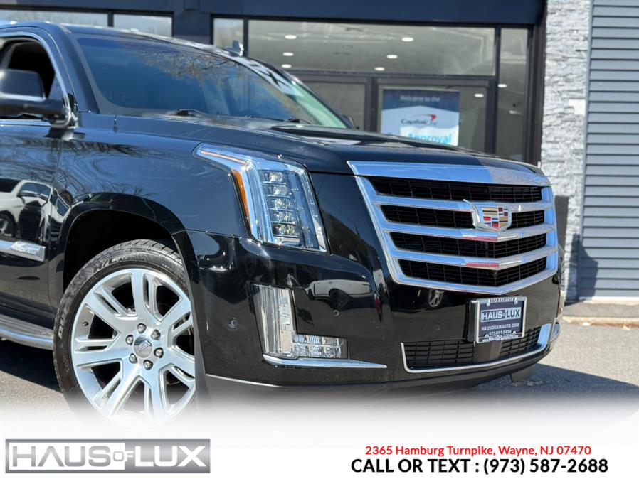 2017 Cadillac Escalade 4WD 4dr Premium Luxury photo