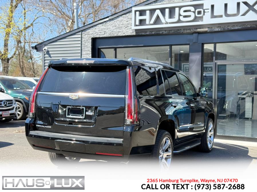 2017 Cadillac Escalade 4WD 4dr Premium Luxury photo