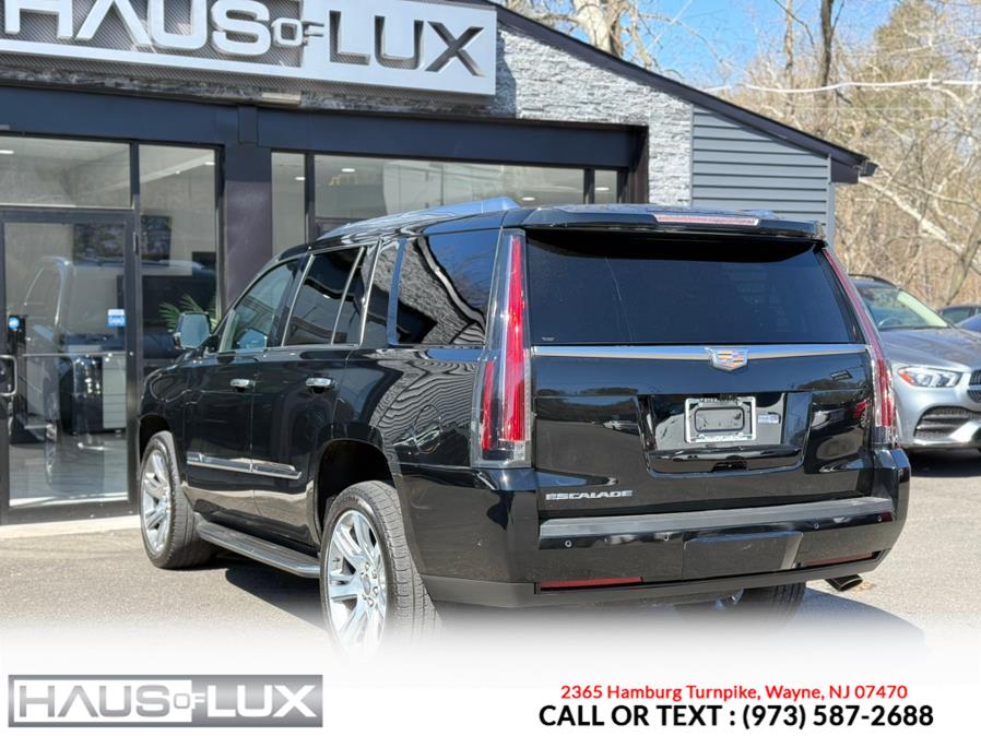 2017 Cadillac Escalade 4WD 4dr Premium Luxury photo