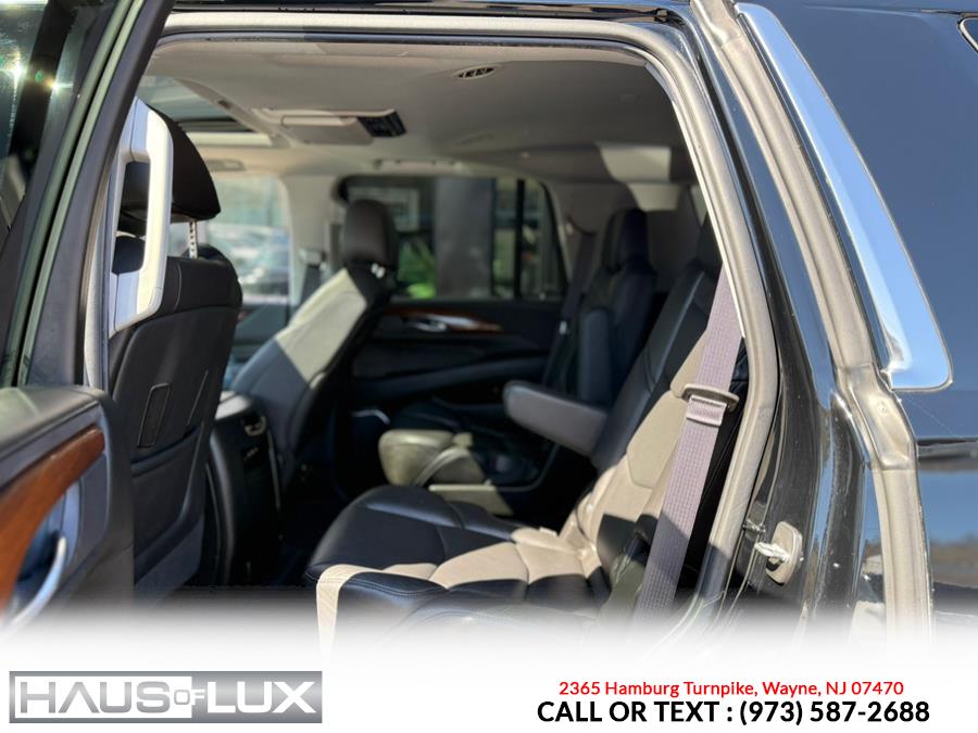 2017 Cadillac Escalade 4WD 4dr Premium Luxury photo