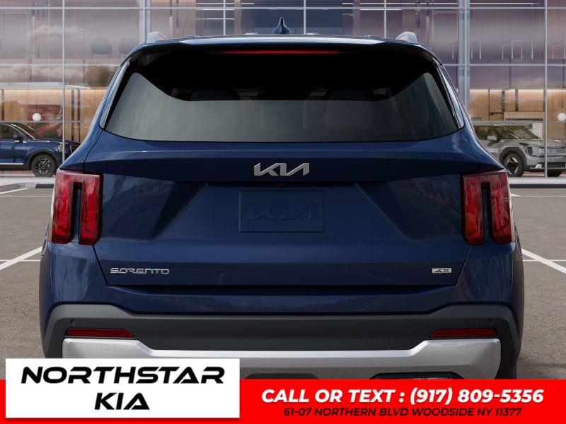 2025 Kia Sorento S photo
