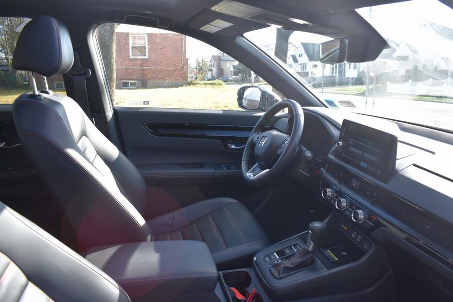 2025 Honda CR-V Hybrid Sport Touring photo