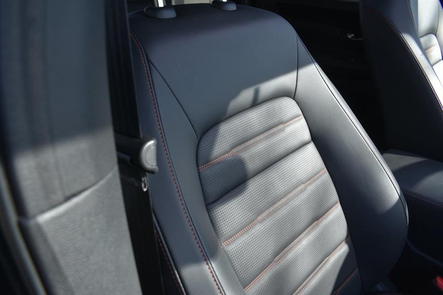 2025 Honda CR-V Hybrid Sport Touring photo