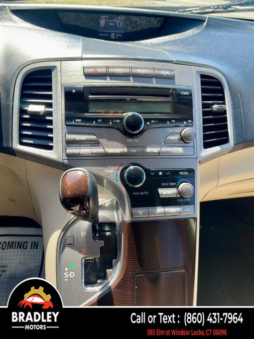 2009 Toyota Venza photo