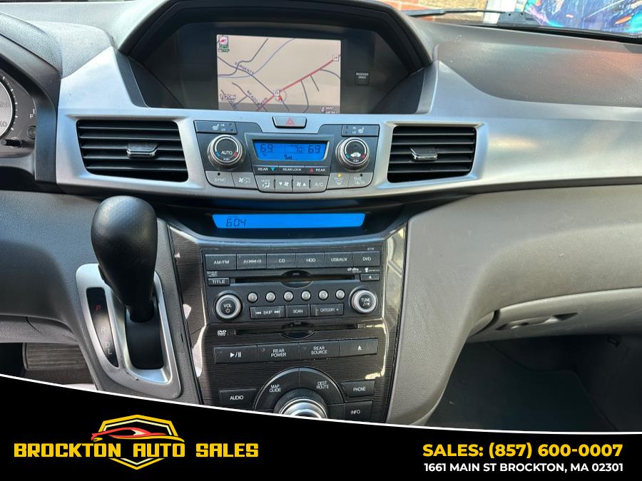 2012 Honda Odyssey Touring photo