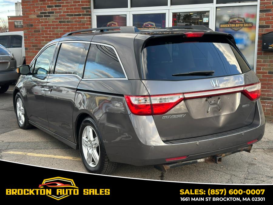 2012 Honda Odyssey Touring photo