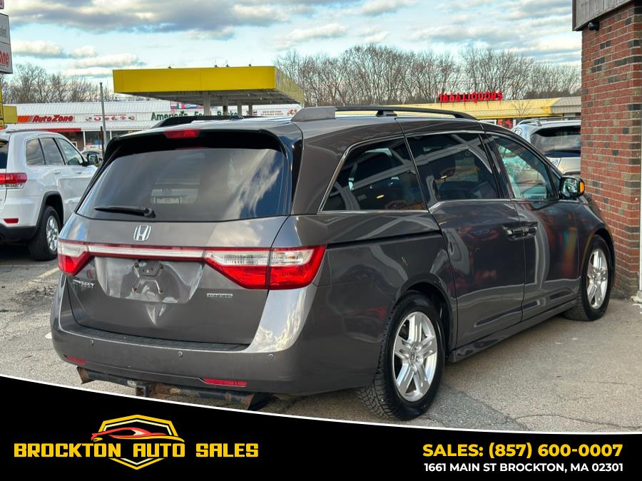 2012 Honda Odyssey Touring photo