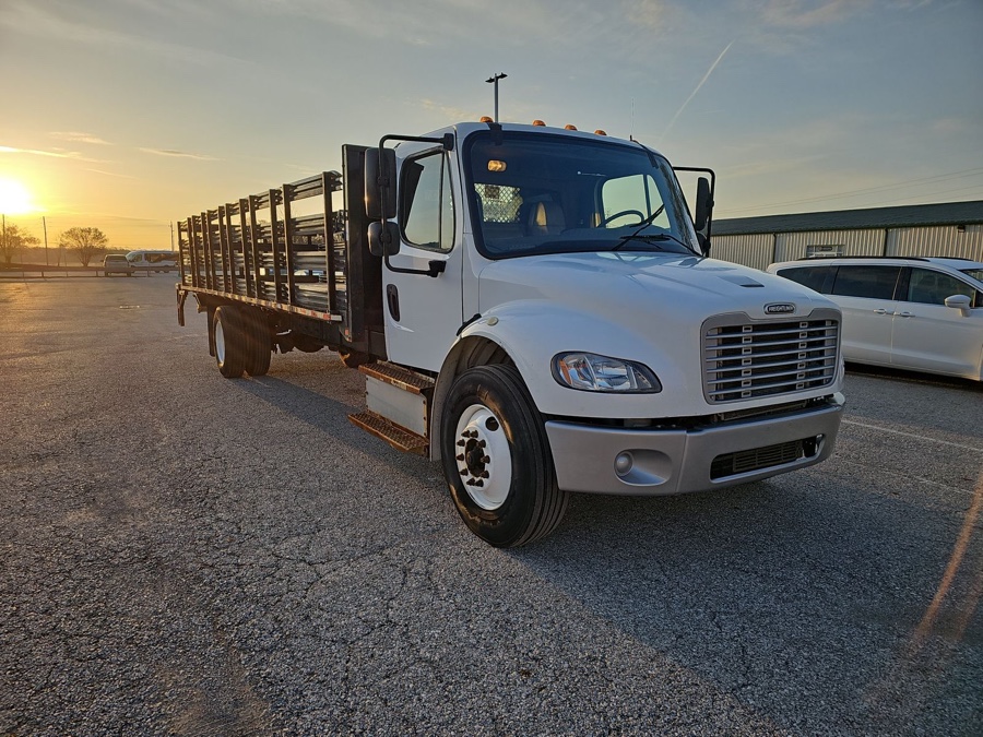 2019 Freightliner M2 106 Flatbed Truck photo