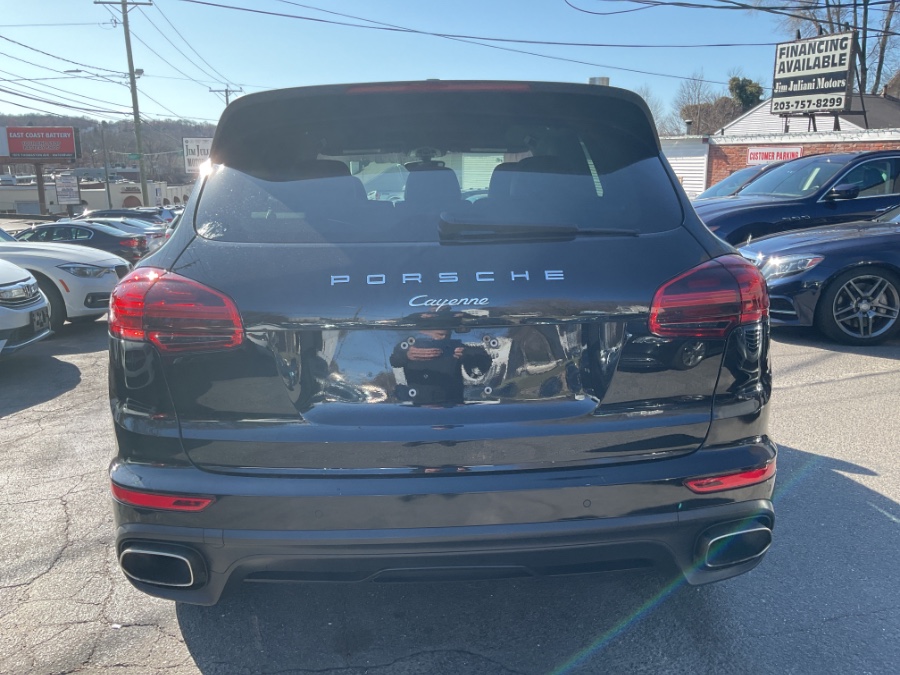2018 Porsche Cayenne Platinum Edition AWD photo