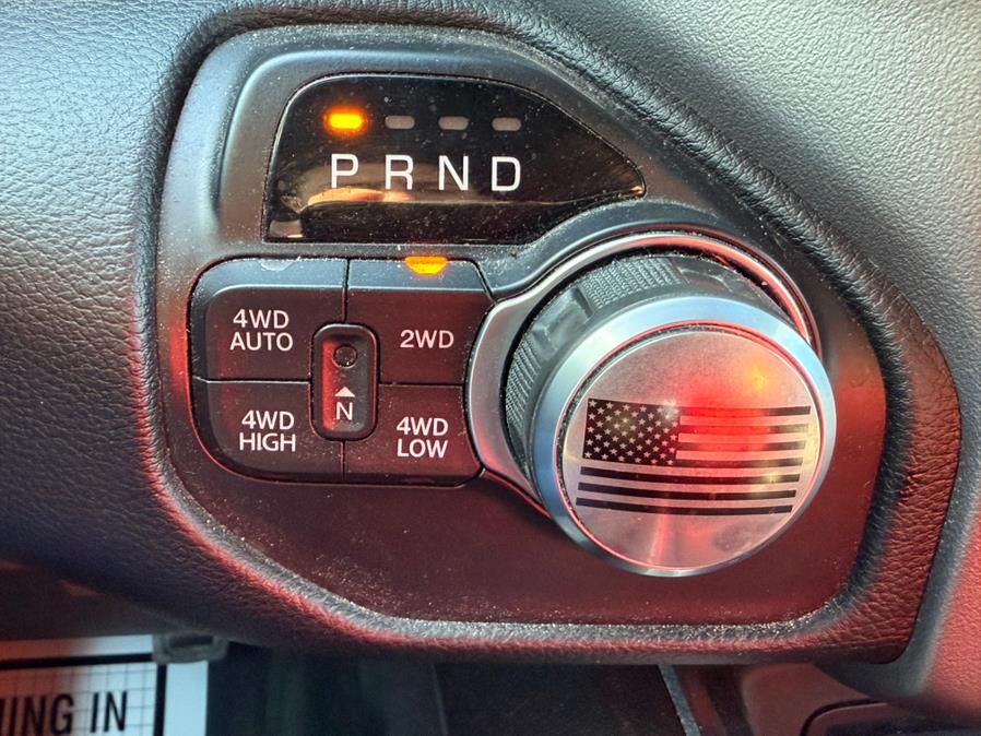 2019 RAM 1500 Big Horn/Lone Star 4x4 Crew Ca photo