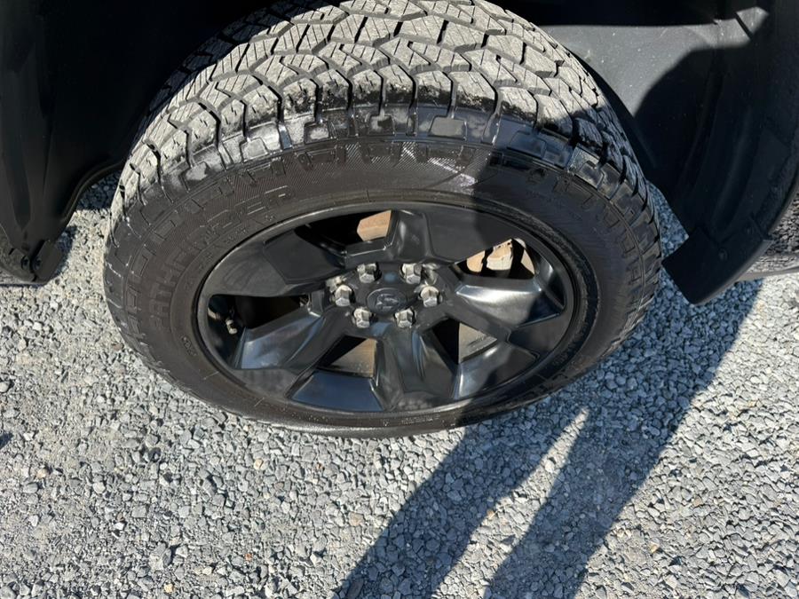 2019 RAM 1500 Big Horn/Lone Star 4x4 Crew Ca photo