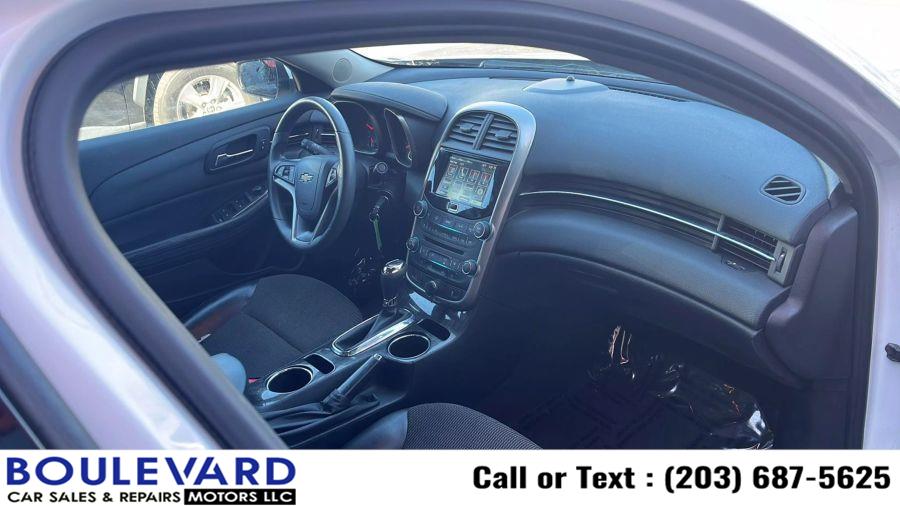 2014 Chevrolet Malibu LT photo