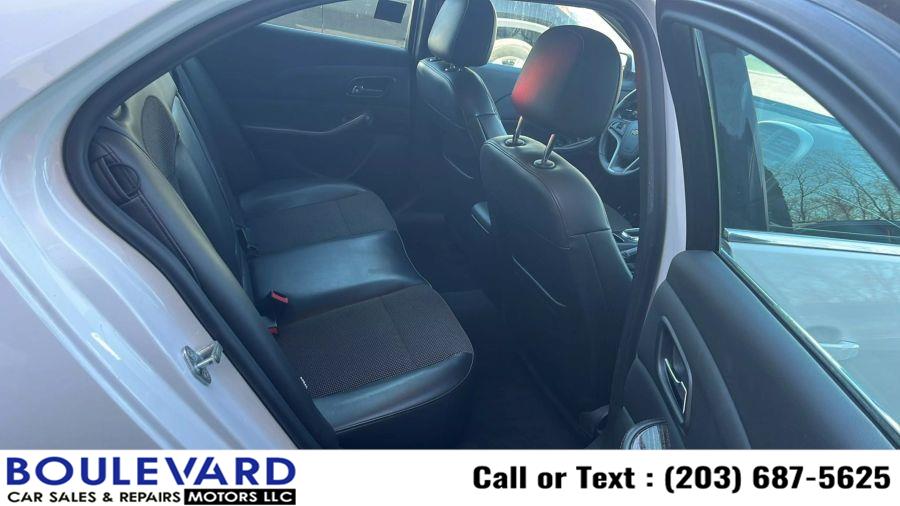 2014 Chevrolet Malibu LT photo