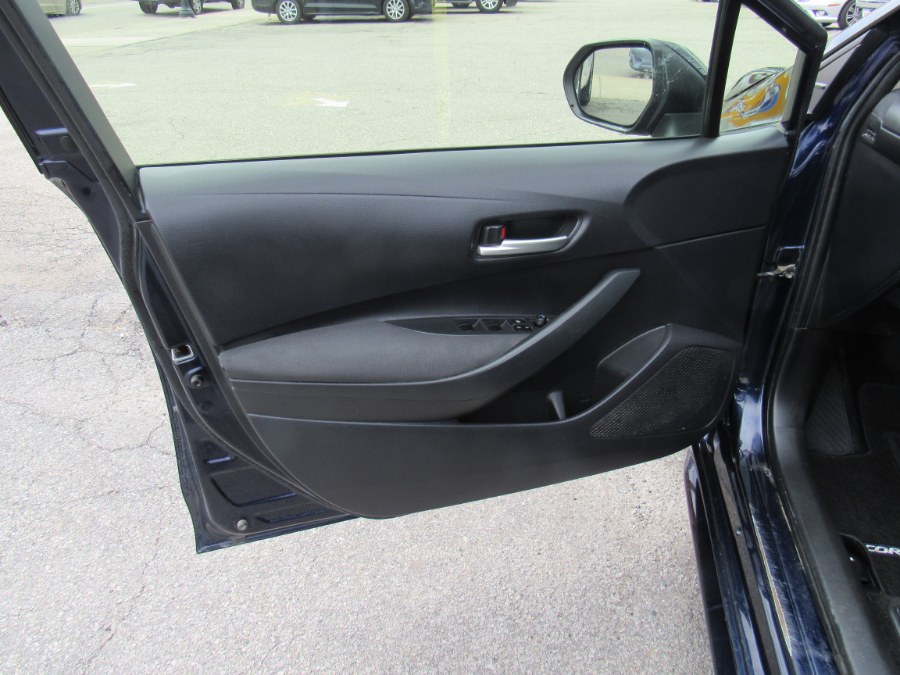 2021 Toyota Corolla Hybrid LE photo