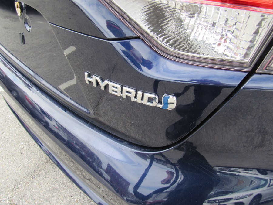 2021 Toyota Corolla Hybrid LE photo
