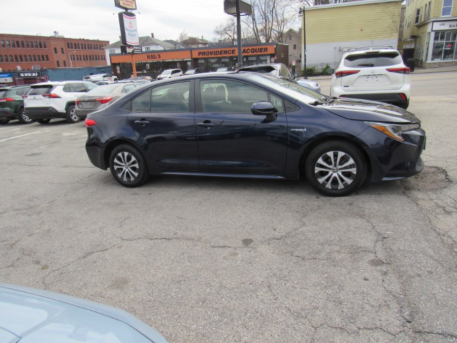 2021 Toyota Corolla Hybrid LE photo