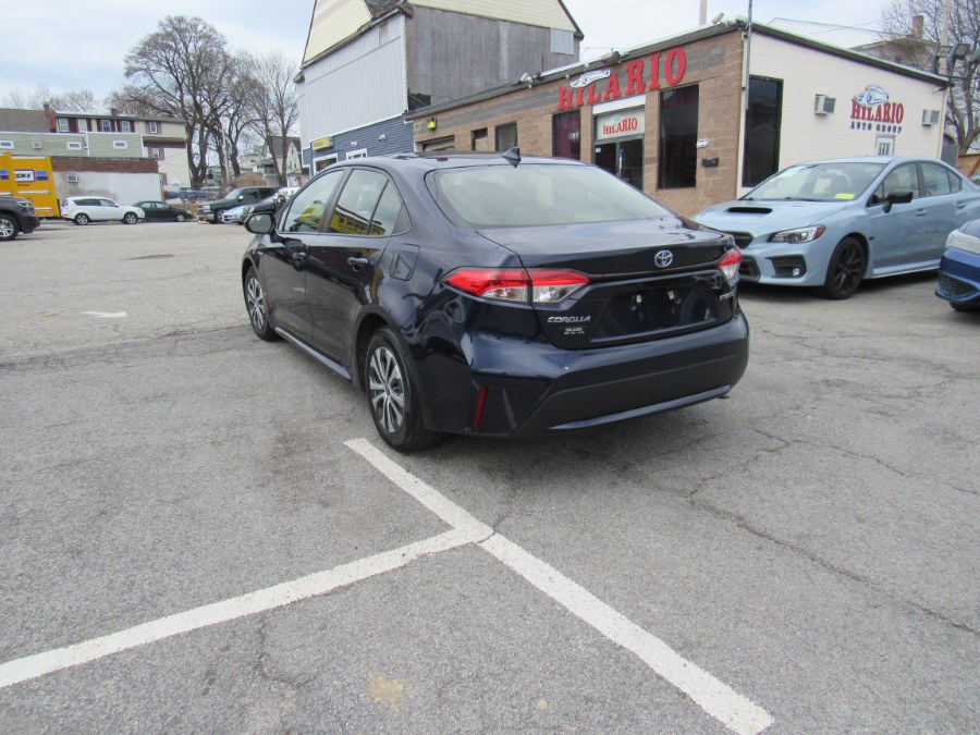 2021 Toyota Corolla Hybrid LE photo