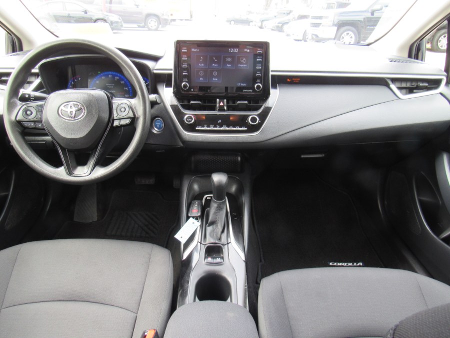 2021 Toyota Corolla Hybrid LE photo