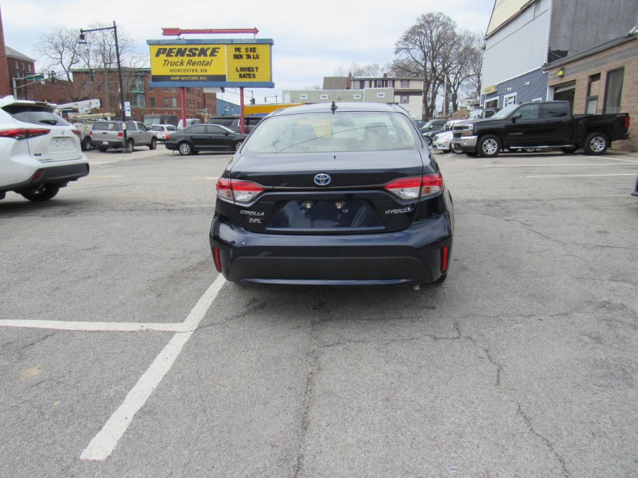 2021 Toyota Corolla Hybrid LE photo