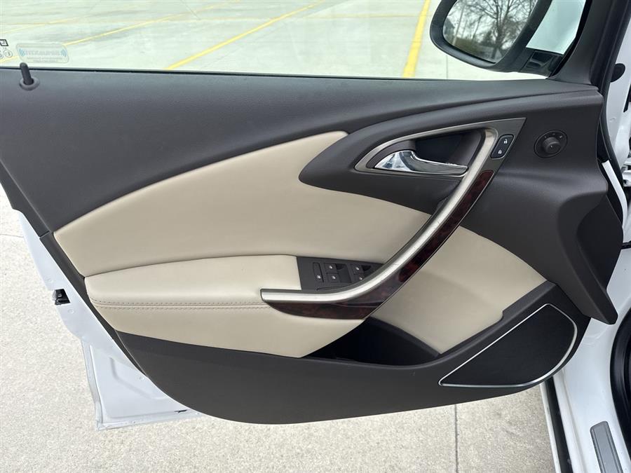2015 Buick Verano Convenience Group photo