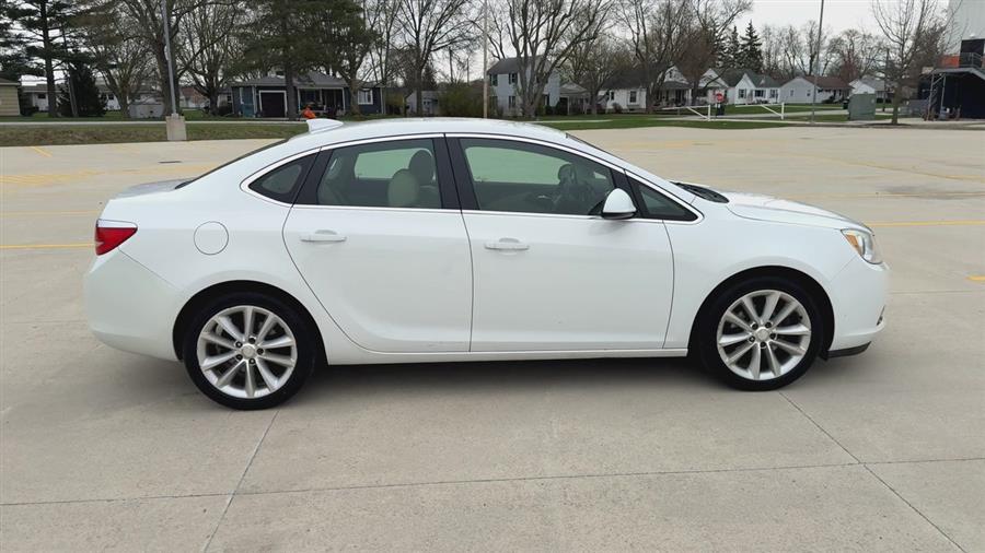2015 Buick Verano Convenience Group photo