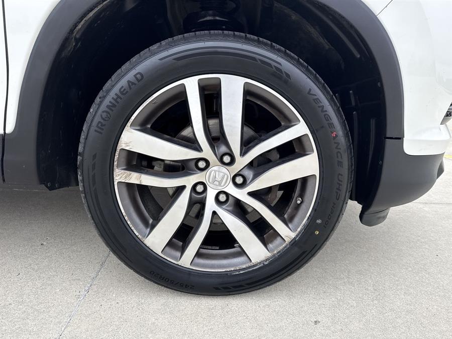 2018 Honda Pilot Touring photo