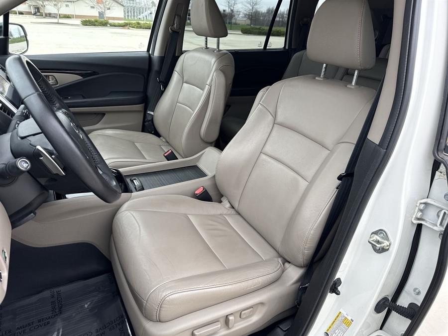 2018 Honda Pilot Touring photo