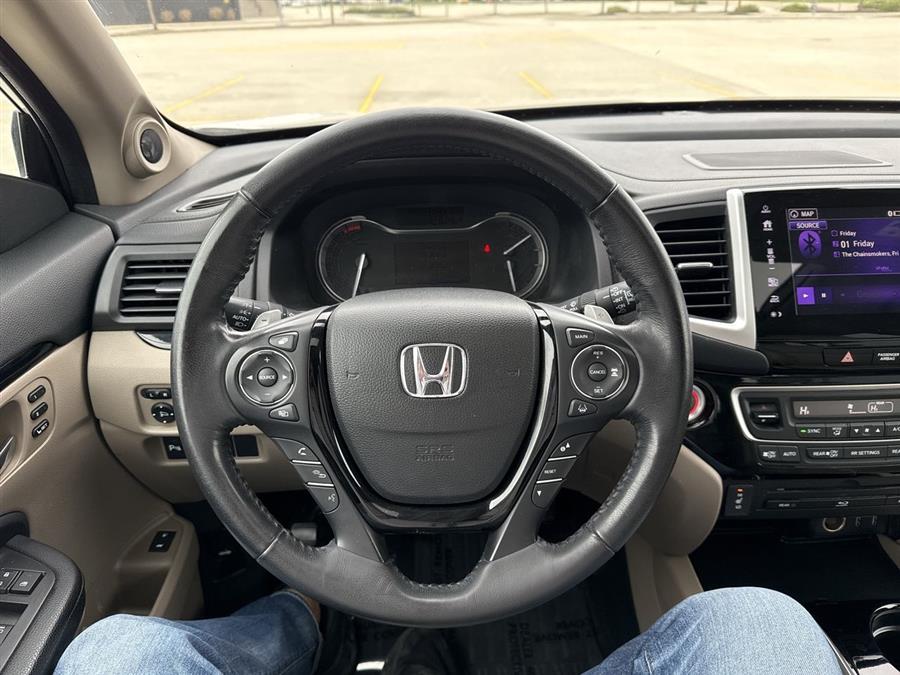 2018 Honda Pilot Touring photo