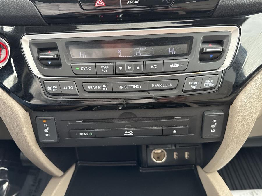 2018 Honda Pilot Touring photo