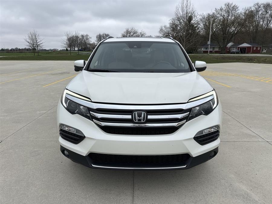 2018 Honda Pilot Touring photo