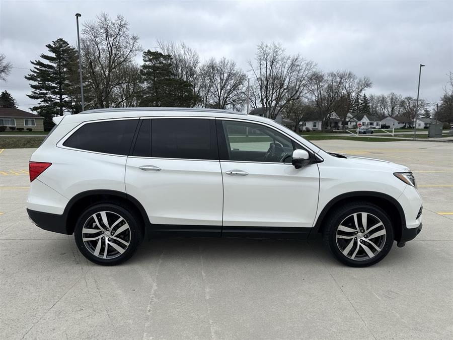 2018 Honda Pilot Touring photo