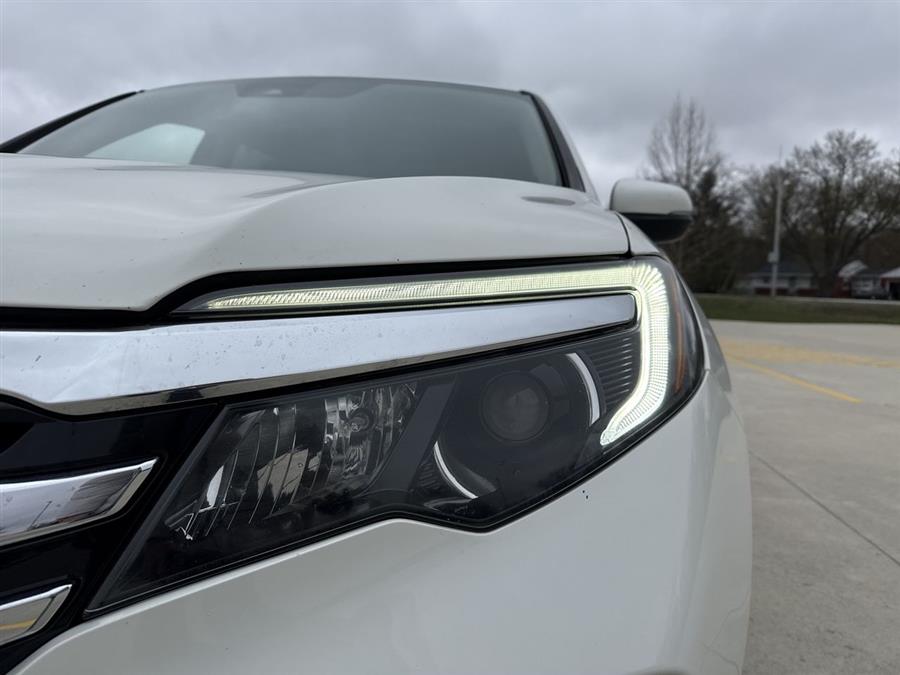 2018 Honda Pilot Touring photo