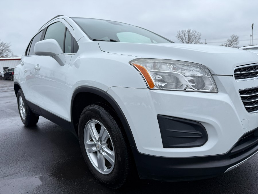 2016 Chevrolet Trax AWD 4dr LT photo