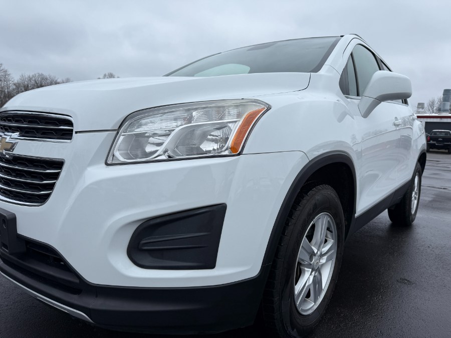 2016 Chevrolet Trax AWD 4dr LT photo