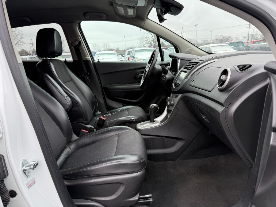 2016 Chevrolet Trax AWD 4dr LT photo