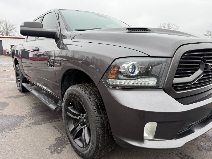 2018 RAM 1500 Sport 4x4 Crew Cab 5''7