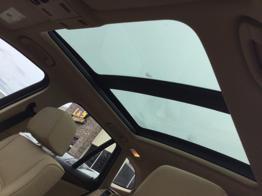 2014 BMW X1 xDrive28i photo
