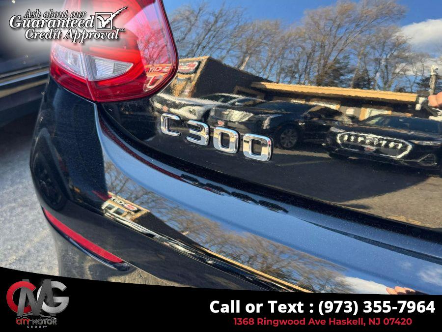 2018 Mercedes-Benz C-Class C 300 4MATIC Coupe 2D photo