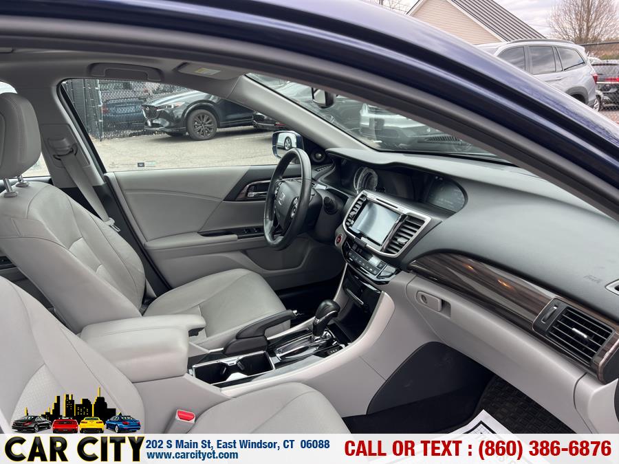 2017 Honda ACCORD SEDAN EX-L V6 Auto photo